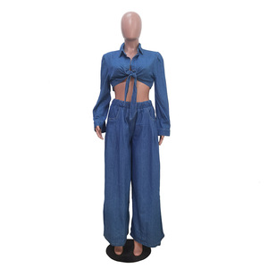 Женский джинсовый костюм - Product Image 5