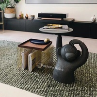 Table basse Nordic Monkey Tray, design artistique de luxe léger, table d'appoint de forme spéciale à bords arrondis pour petit appartement, salon