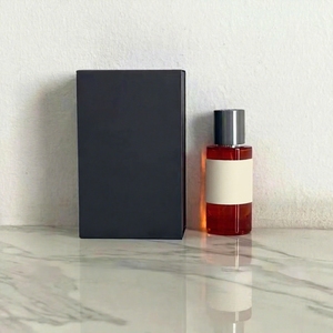 Parfum EDP 50ml en gros, design poupée mode dorée, senteur mangue tropicale et <span class=keywords><strong>jasmin</strong></span>, longue tenue, luxueux, taille standard pour femme - Product Image 1