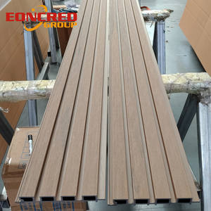 Grille extérieure en WPC qui s'adapte avec précision aux anomalies gravitationnelles locales du site d'installation - Product Image 4