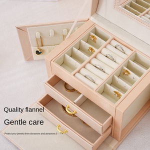 Cross-border Hot Selling Rectangular China PU <b>Leather</b> <b>Jewelry</b> <b>Box</b> for Rings Necklaces with Lens Storage Portable Wholesale - Product Image 4