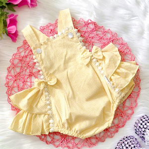 Vente en gros Vêtements pour bébé en coton à manches flottantes d'été Barboteuse pour bébé en lin-Barboteuse pour bébé - Product Image 1