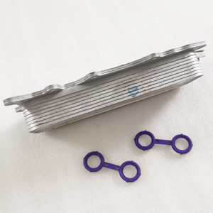 6421800165 A6421800165 Refroidisseur D'<span class=keywords><strong>huile</strong></span> pour Mercedes Benz W203 W204 C209 Sprinter Vito W639 3.0 Diesel <span class=keywords><strong>CDI</strong></span> OM642 OM642.820 OM642.910 - Product Image 5