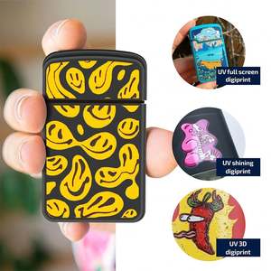 Allume-cigare à gaz à double flamme imprimé UV avec logo personnalisé, style au design classique puissant avec emballage en boîte de présentation - Product Image 3