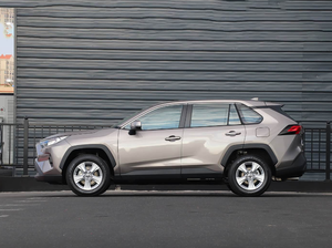 Rongfang <span class=keywords><strong>RAV4</strong></span> <span class=keywords><strong>2023</strong></span> SUV de 5 Plazas, 180 km, Gasolina, Caja de Cambios Automática, Neumáticos R17, Asientos de Cuero, Cámara, Interior Oscuro, Tracción en las Cuatro Ruedas, Volante a la Izquierda - Product Image 4