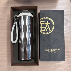 Thermos en titane de luxe, conservation de la chaleur sur le long terme, léger, minimaliste, tasse isolée - Product Image 2
