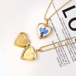 Mois Fleur Collier Coeur Floral Photo Médaillon <span class=keywords><strong>Naissance</strong></span> Fleur Collier Multiple <span class=keywords><strong>Couleur</strong></span> Fond Collier Cadeau <span class=keywords><strong>de</strong></span> Mariage pour Elle - Product Image 4