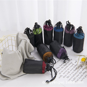 ผ้าขนหนูกีฬาแห้งเร็ว ผ้าตาข่ายโพลีเอสเตอร์ ผ้าเย็นสำหรับออกกำลังกายและกิจกรรมกลางแจ้ง 21 เส้นด้ายที่ไม่บิดเกลียว ดูดซับน้ำได้ดี - Product Image 3