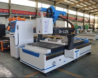 Routeur CNC robuste et stable CA-1325 1530 2040 ATC avec capteur d'outil automatique pour la fabrication de panneaux publicitaires et de moules en bois