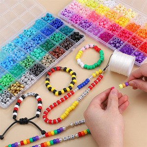Caja de cuentas de caballo pequeño con agujero grande <span class=keywords><strong>para</strong></span> rompecabezas <span class=keywords><strong>infantiles</strong></span>, pulseras de la amistad DIY hechas a mano, cordones <span class=keywords><strong>para</strong></span> zapatos y hilo de cuentas <span class=keywords><strong>para</strong></span> cubos - Product Image 5