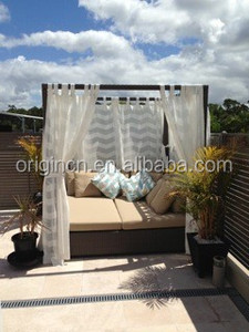 Gazebo de luxe conçu pour l'extérieur, mobilier de jardin, soleil, détente, chaise longue en rotin, lits - Product Image 3