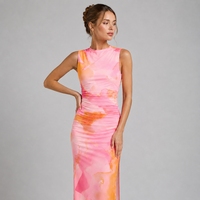 Fabricant de robes personnalisées OEM imprimées, robe moulante en maille plissée élégante sans manches, imprimé tie-dye, robe maxi de soirée chic pour femmes