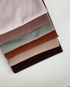 Pañuelos Hijab <span class=keywords><strong>de</strong></span> Algodón <span class=keywords><strong>con</strong></span> Textura Arrugada Personalizados, Pañuelos <span class=keywords><strong>de</strong></span> Algodón <span class=keywords><strong>con</strong></span> Textura <span class=keywords><strong>de</strong></span> Grano - Product Image 2