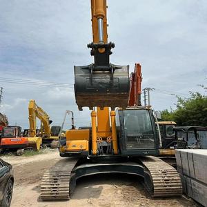 Excavatrice d'occasion Hyundai 220LC-9S à bas prix, puissante, sur chenilles, hydraulique, peu d'heures de fonctionnement, pour la construction, avec certification CE - Product Image 2