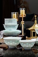 Assiettes plates rondes en céramique blanches de luxe modernes en gros pour la maison, l'hôtel, les mariages et les fêtes
