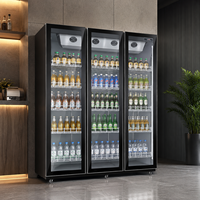 Réfrigérateur à boissons à triple porte en verre, usage commercial intensif, avec conception écoénergétique pour hôtel