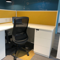Mobilier de bureau moderne jaune Centre d'appels Cabine de travail 4 6 8 10 personnes Cloison de bureau en verre Poste de travail pour ordinateur de bureau