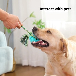 Juguete de dentición para perros, pelota masticable de TPR duradera, tamaño mediano, para cuidado dental de mascotas, juguete interactivo. - Product Image 3