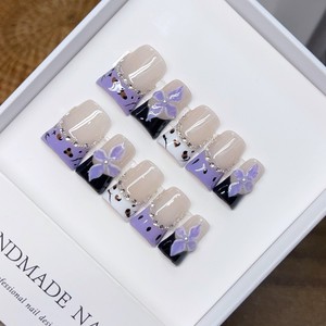 Unghie Finte Quadrate Press-On Fatte a Mano, Nere con Fiocco Francese, Stile Europeo/Americano, Eleganti e di Alta Qualità per Ragazze, Nail Art di Classe - Product Image 1