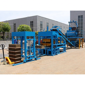 Machine automatique de fabrication de blocs HAMAC, machines de fabrication de briques creuses et pleines en béton, machines de fabrication de briques en ciment QT4-24 - Product Image 1