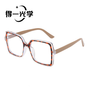 แว่นตาบลูไลท์ทรงสี่เหลี่ยมเต็มกรอบ ป้องกันรังสี เลนส์ PC สำหรับทุกเพศ - Product Image 5