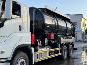 Nouveau <span class=keywords><strong>camion</strong></span> de collecte et de nettoyage des eaux usées ISUZU à cabine simple, moteur diesel, <span class=keywords><strong>17m3</strong></span>, pompe à vide, transmission manuelle, norme d'émission EURO 5 - Product Image 4