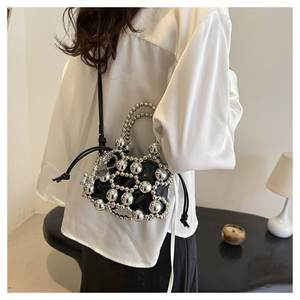 Bolso con cuentas de diseño de nicho, bolso tejido con cuentas de esqueleto exquisito a la moda, bolso cruzado de hombro para mujer con sentido Premium - Product Image 3