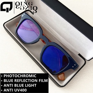 <span class=keywords><strong>Lunettes</strong></span> Photochromiques à Réflexion Bleue pour Hommes, Grises Photochromiques PC Rectangulaires <span class=keywords><strong>Anti</strong></span>-UV400, Lentilles à Changement de Couleur Rapide 2025-2026 - Product Image 2