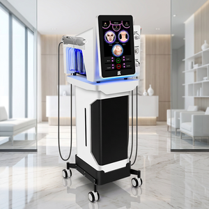 Machine faciale multifonctionnelle 7 en 1 pour hydrodermabrasion avec traitement éclaircissant EMS - Product Image 1