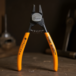 Pince à circlips externe à bec courbé 10-25 mm Fabriquée en Allemagne - Product Image 3