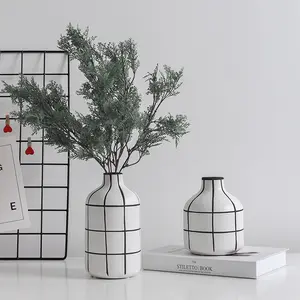 Nordic Minimalistischen Stil Wohnkultur Keramik Weiß Vase mit Schwarz Linie für Anlage/Blume