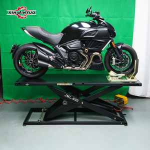 Rampa de elevación hidráulica neumática para motocicleta Xinjintuo con capacidad de elevación de 800kg Mesa elevadora de tijera para motocicleta - Product Image 5