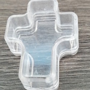 Boîte à bijoux en plastique en forme de croix, 6cm, pour emballage de collier de chapelet, conteneur transparent en forme de T pour rangement de cadeaux - Product Image 1
