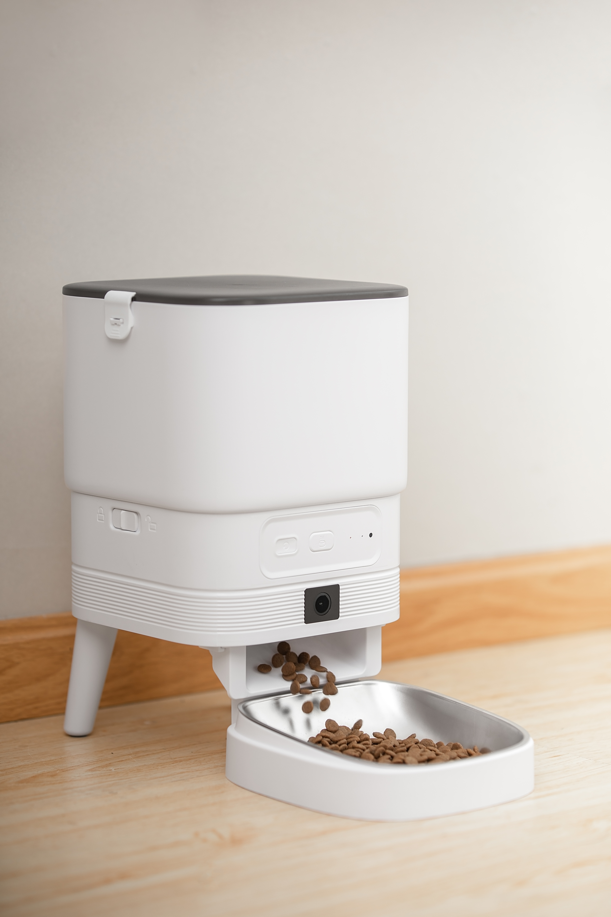 White-2.4G WifFi