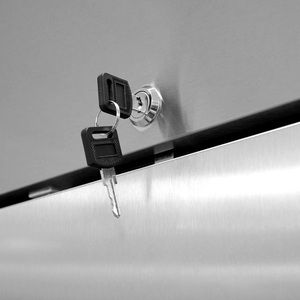 Congélateur vertical commercial à température unique, à refroidissement par ventilateur, trois portes, dégivrage automatique, contrôleur de température numérique 430 - Product Image 3