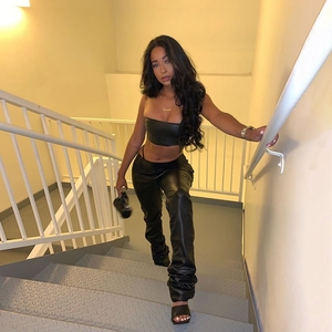 <span class=keywords><strong>Pantaloni</strong></span> da donna in finta pelle PU, <span class=keywords><strong>pantaloni</strong></span> <span class=keywords><strong>stretti</strong></span> in pelle per donna - Product Image 2