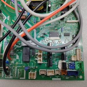 Carte de commande d'onduleur MCC-1645-SK-02 03 04 pour climatiseur multi-split Toshiba RAV-SM804ATP-C - Product Image 3