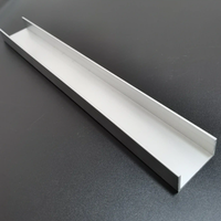 Profilé en U en PVC extrudé pour câbles électriques, durable, écologique, pour usage industriel et en supermarché, personnalisable