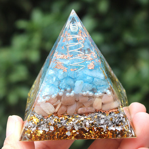 Pyramide en cristal blanc, pilier en résine époxy, artisanat Feng Shui, ornement de bureau pour la maison, le bureau ou la salle d'étude - Product Image 2