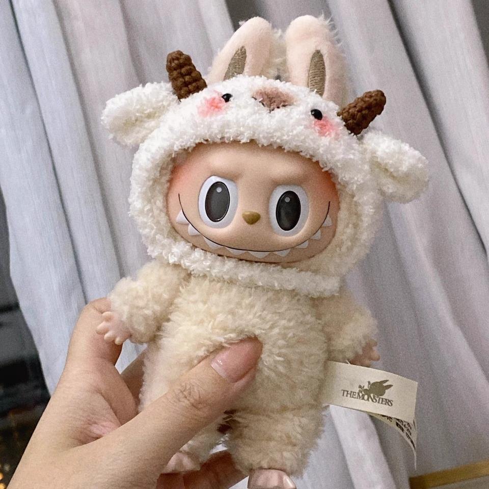 Lamb hood (excluding baby) - 17cm
