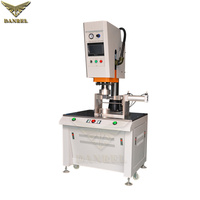 Table rotative d'indexation de soudeur à ultrasons, Machine de soudage à rotation automatique pour bouteilles de café en plastique avec bras Robot