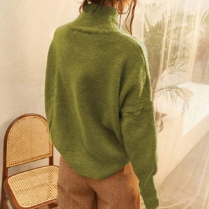 Maglione a Collo Alto in Maglia Larga Tinta Unita da Donna Autunno Inverno 2025 - Disponibile in Più Colori - Product Image 2