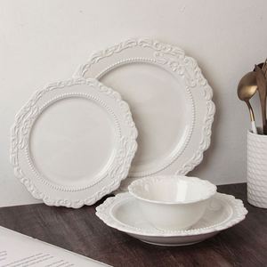 Ins Relief <b>Ceramic</b> Tableware Set Retro Style Dinner <b>Plate</b> Western Style Dinner <b>Plate</b> Palace Style Cream Color <b>Ceramic</b> <b>Plate</b> - Product Image 3