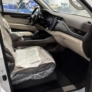 El Más Vendido para Paladin, SUV Mediano |   2.0T 8AT R18 |   Gasolina Euro VI |   4x4 |   Interior de tonos oscuros |   Vista envolvente de 360 grados, izquierda - Product Image 6