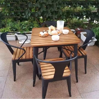 Ensemble de mobilier d'extérieur de haute qualité Ensemble de tables et de chaises de restaurant arabe tropical Meubles pour cafétéria