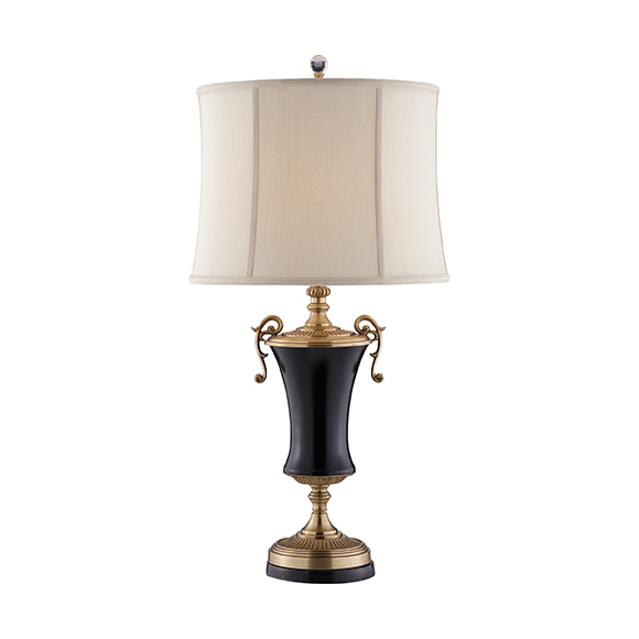Classic European Style Handcrafted Brass Black Decoration Table Lamp for Side Table