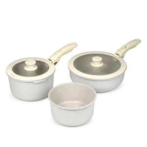 Ensemble de 6 casseroles en aluminium moulé sous pression avec revêtement antiadhésif en granit, poignée amovible en bakélite, compatible avec tous les types de cuisinières, avec couvercle en silicone - Product Image 1