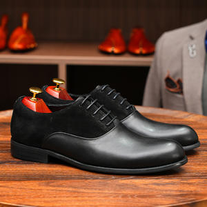 Chaussures en cuir pour hommes, style business casual, à semelle épaisse et talon haut, mocassins en cuir brillant, chaussures de mariage formelles pour hommes - Product Image 3