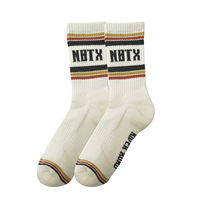 Chaussettes de sport Cool Design classique Logo de tricot personnalisé Chaussettes confortables de haute qualité pour hommes