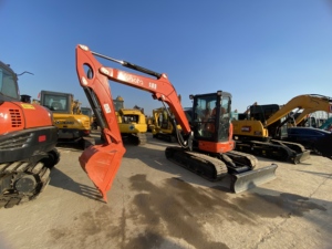 Bomba de caja de cambios de motor mini usada de 5 toneladas para mantenimiento de canales de riego agrícola, dominante en múltiples terrenos y de respuesta rápida, para KX163 - Product Image 5